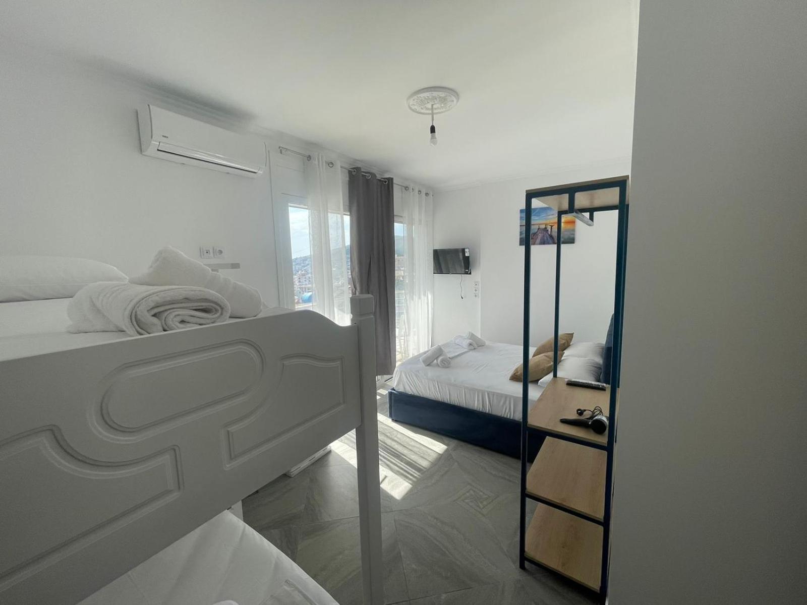 Vanesa Rooms Sarandë エクステリア 写真