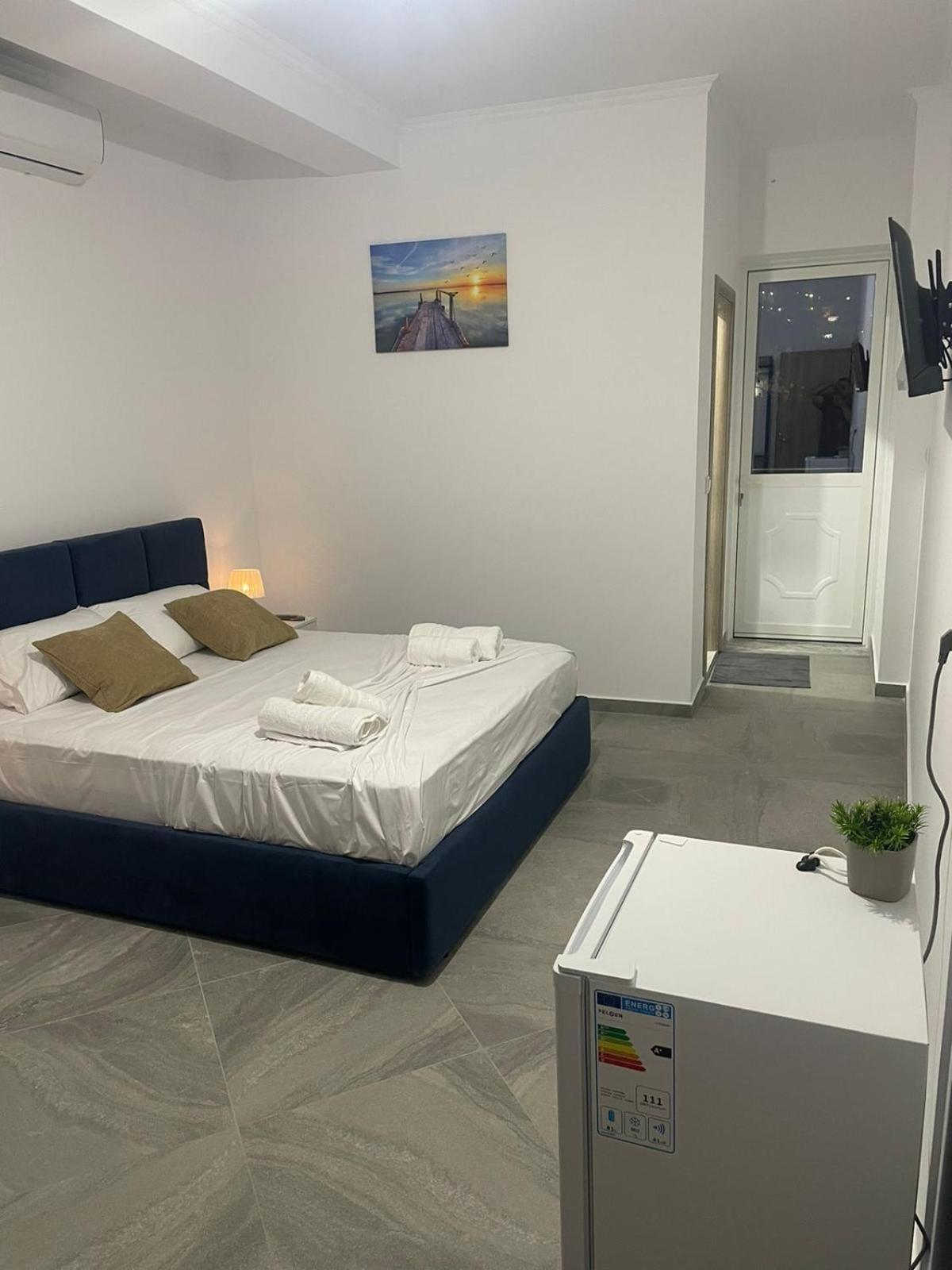 Vanesa Rooms Sarandë エクステリア 写真