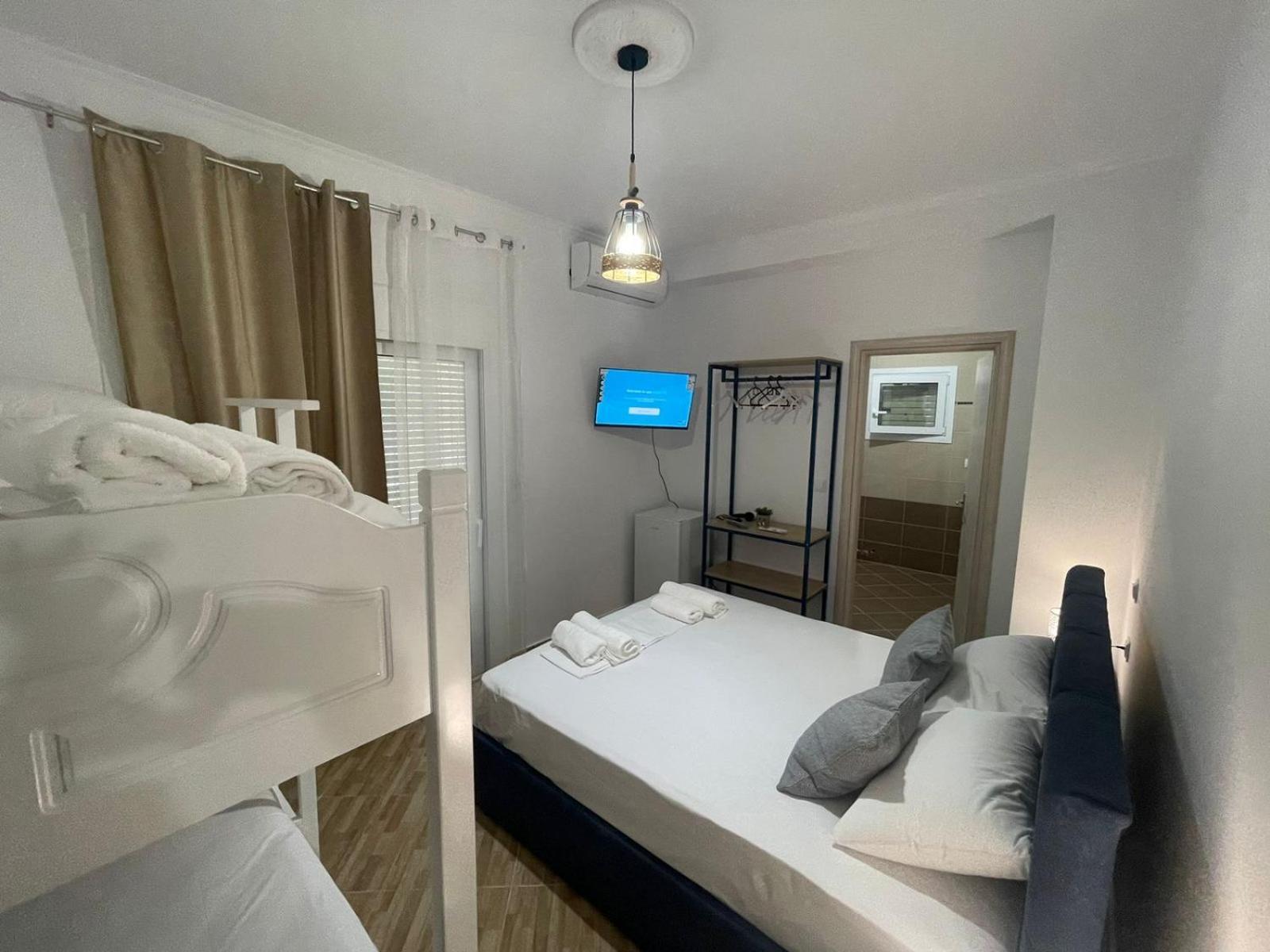 Vanesa Rooms Sarandë エクステリア 写真