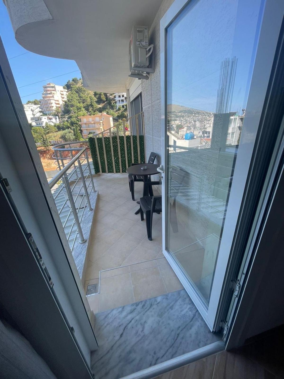 Vanesa Rooms Sarandë エクステリア 写真