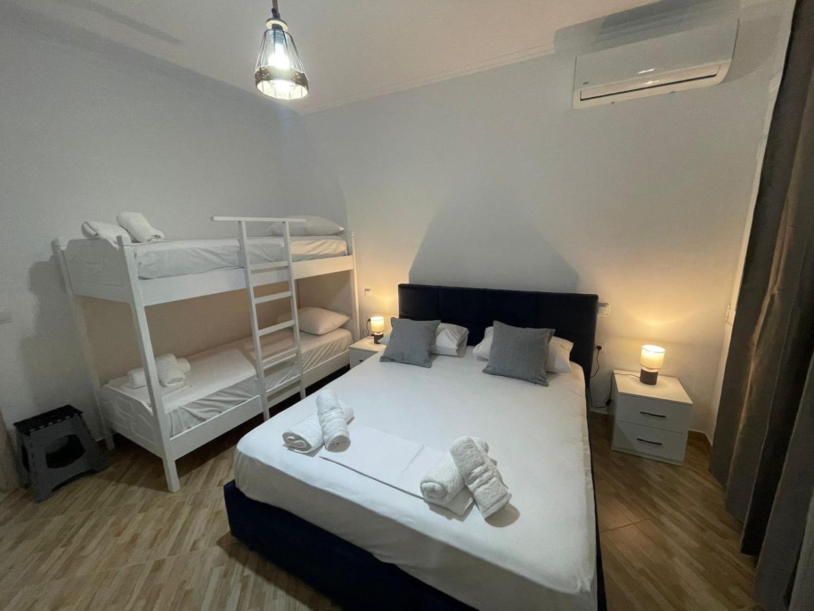 Vanesa Rooms Sarandë エクステリア 写真